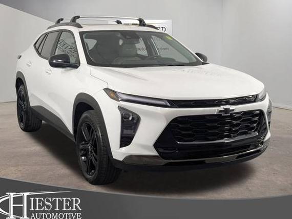 CHEVROLET TRAX 2024 KL77LKE27RC202399 image