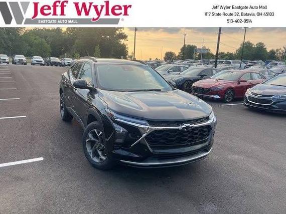 CHEVROLET TRAX 2024 KL77LHE2XRC163696 image