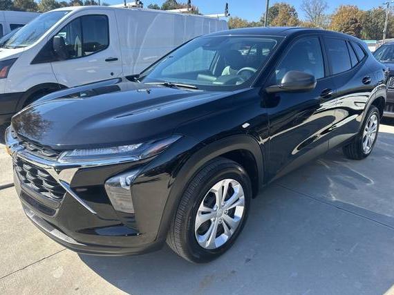 CHEVROLET TRAX 2024 KL77LFE21RC243893 image