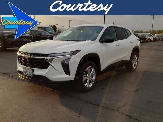 CHEVROLET TRAX 2024 KL77LFE27RC143233 image
