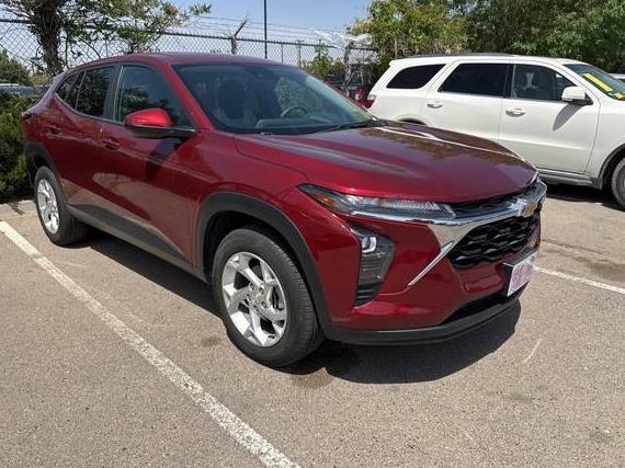 CHEVROLET TRAX 2024 KL77LFE29RC043442 image