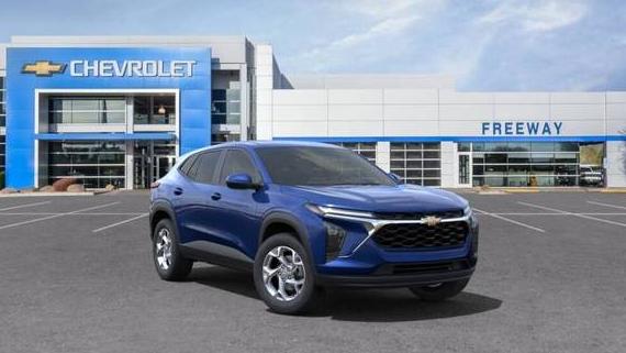 CHEVROLET TRAX 2024 KL77LFE26RC204345 image