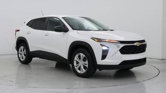 CHEVROLET TRAX 2024 KL77LFE23RC097500 image