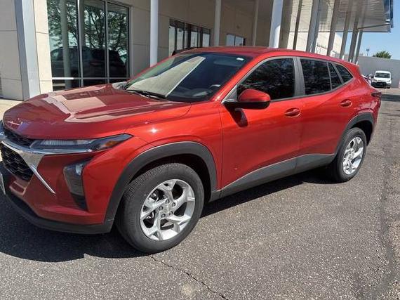 CHEVROLET TRAX 2024 KL77LFE20RC078550 image