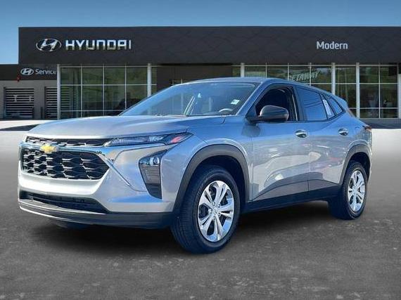 CHEVROLET TRAX 2024 KL77LFE28RC244992 image CHEVROLET TRAX 2024 KL77LFE28RC244992 image