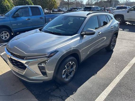 CHEVROLET TRAX 2024 KL77LHE25RC185685 image CHEVROLET TRAX 2024 KL77LHE25RC185685 image