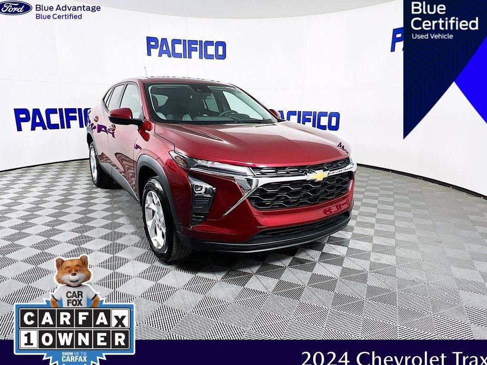 CHEVROLET TRAX 2024 KL77LFE27RC177575 image