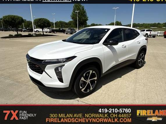 CHEVROLET TRAX 2024 KL77LGE28RC040134 image