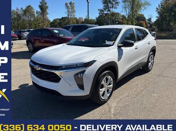 CHEVROLET TRAX 2024 KL77LFE28RC244166 image