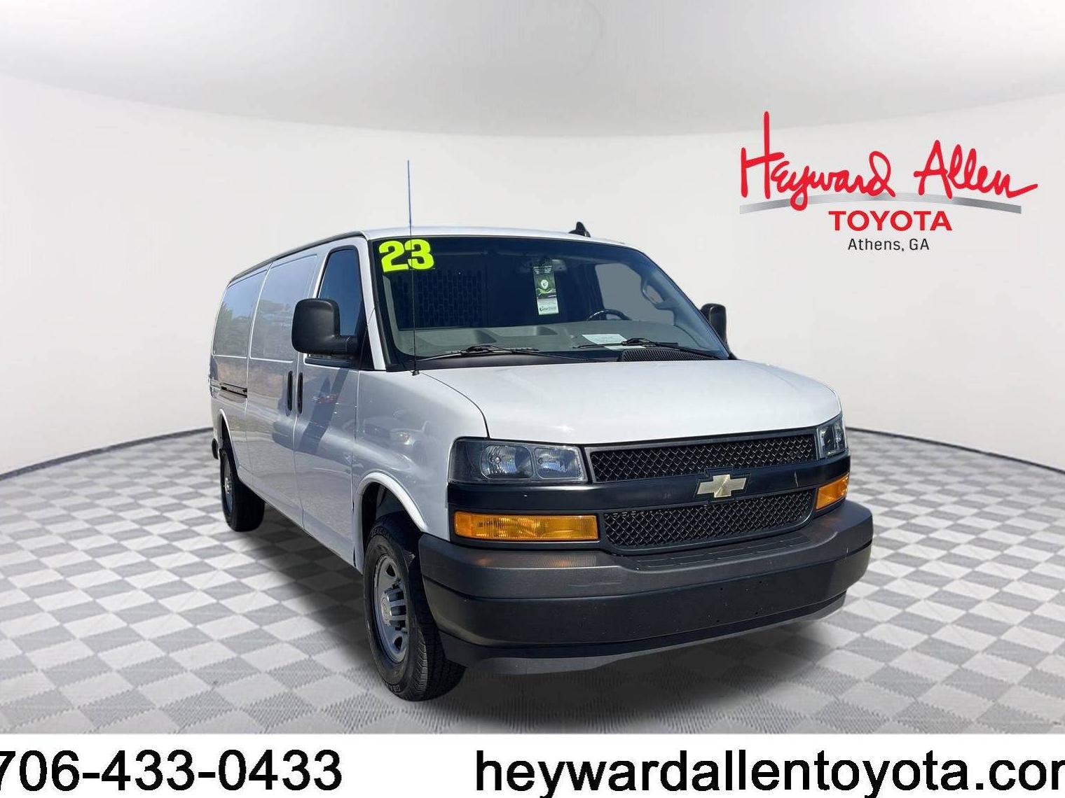 CHEVROLET EXPRESS 2023 1GCWGBFP5P1182238 image