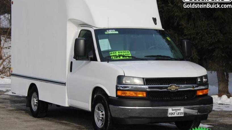 CHEVROLET EXPRESS 2019 1GB0GRFGXK1353125 image