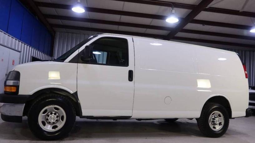 CHEVROLET EXPRESS 2019 1GCWGAFGXK1197594 image