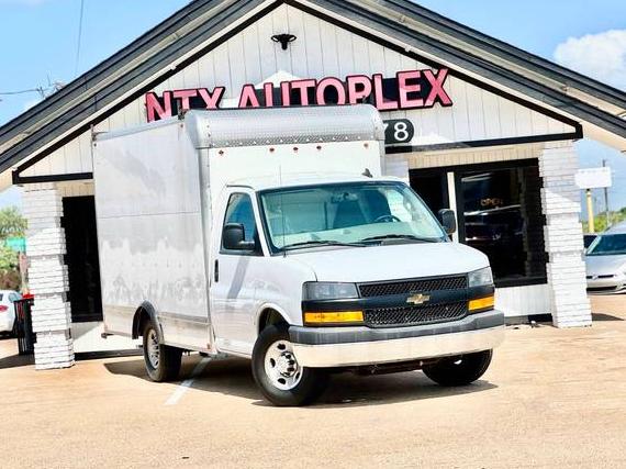 CHEVROLET EXPRESS 2019 1GB0GRFG3K1358957 image