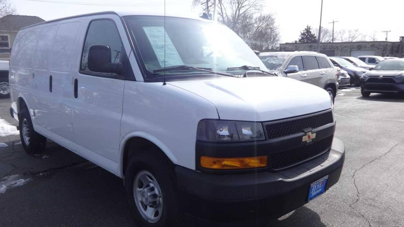 CHEVROLET EXPRESS 2019 1GCWGAFGXK1369882 image