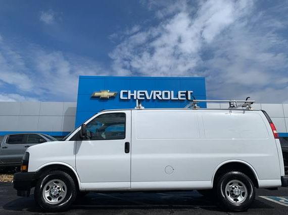 CHEVROLET EXPRESS 2019 1GCWGAFG5K1220845 image