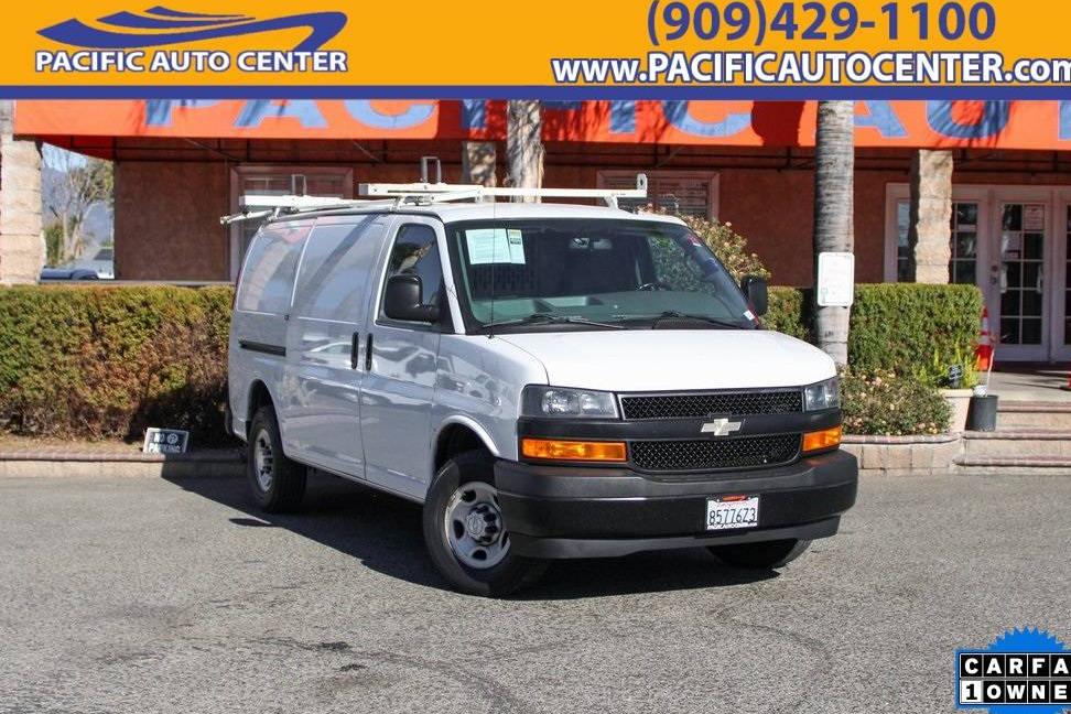 CHEVROLET EXPRESS 2019 1GCWGAFP5K1335039 image