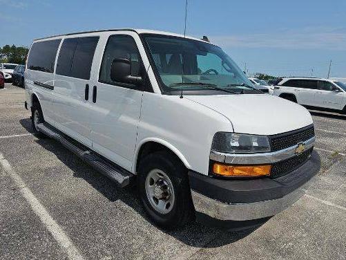 CHEVROLET EXPRESS 2019 1GAZGPFP9K1165681 image