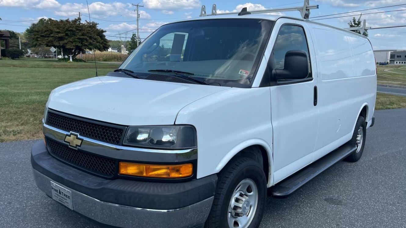 CHEVROLET EXPRESS 2019 1GCWGAFG2K1369875 image