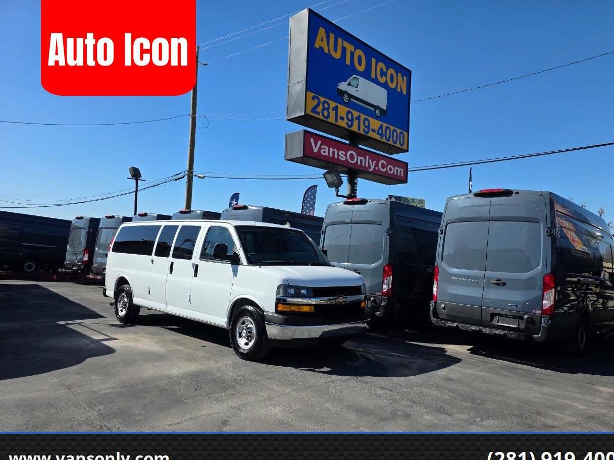 CHEVROLET EXPRESS 2018 1GAZGPFP4J1251530 image