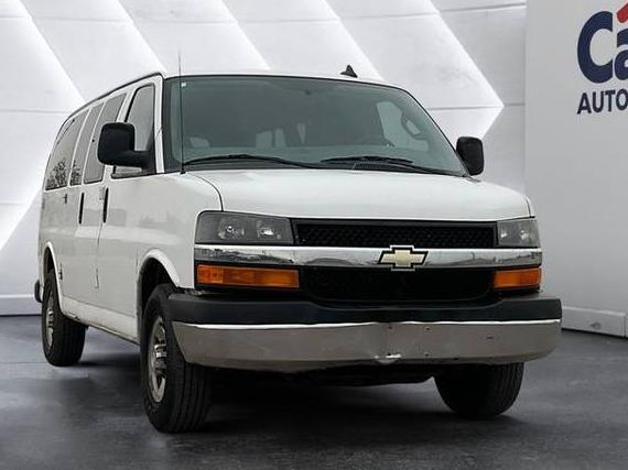CHEVROLET EXPRESS 2018 1GAWGFFGXJ1164471 image