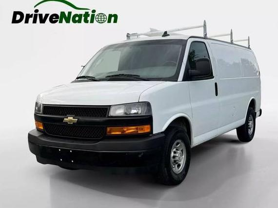 CHEVROLET EXPRESS 2018 1GCWGAFP0J1340003 image