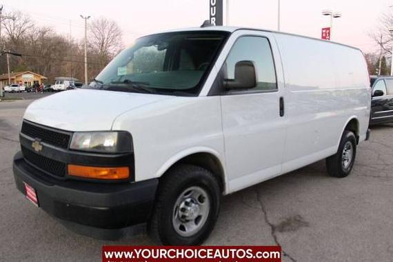 CHEVROLET EXPRESS 2018 1GCWGAFP3J1266141 image