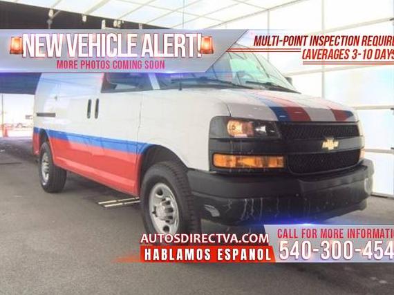 CHEVROLET EXPRESS 2018 1GCWGAFP7J1317172 image