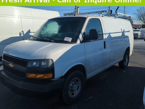 CHEVROLET EXPRESS 2018 1GCWGAFG3J1341579 image