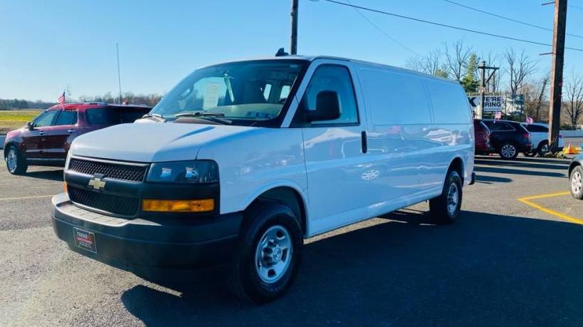 CHEVROLET EXPRESS 2018 1GCWGBFP8J1342037 image