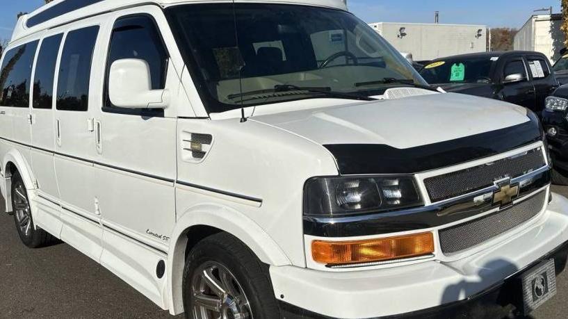 CHEVROLET EXPRESS 2018 1GCWGAFG0J1212635 image