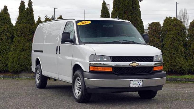 CHEVROLET EXPRESS 2018 1GCWGAFP3J1344014 image