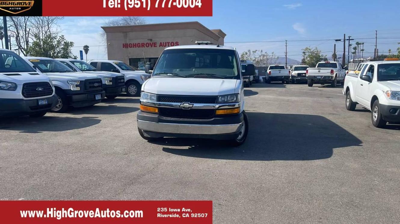 CHEVROLET EXPRESS 2018 1GAZGMFG1J1264136 image