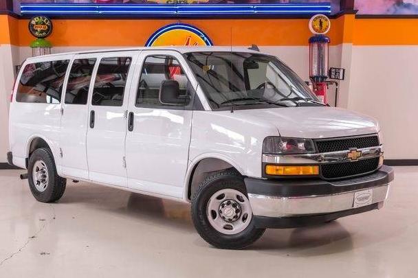 CHEVROLET EXPRESS 2018 1GAWGFFG2J1285009 image