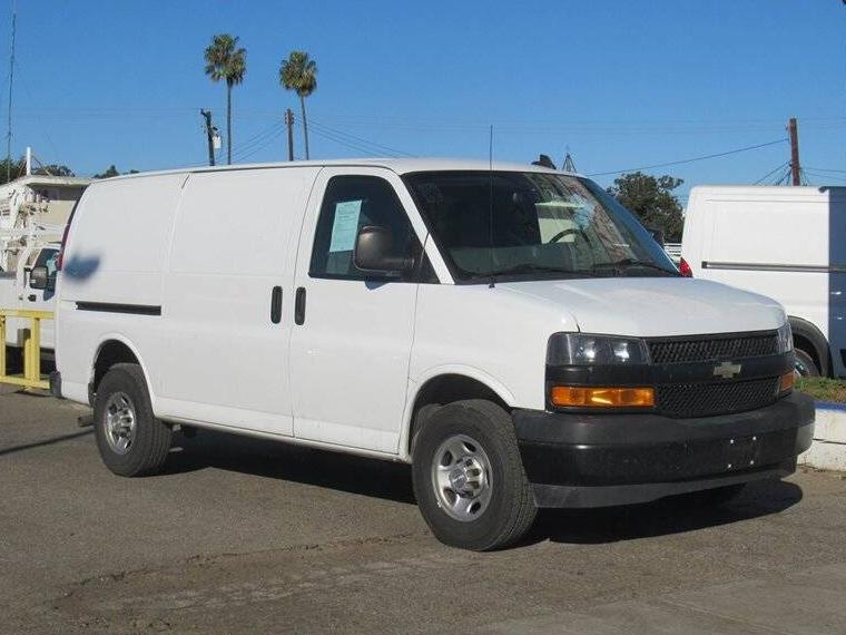 CHEVROLET EXPRESS 2021 1GCWGAFP0M1266005 image