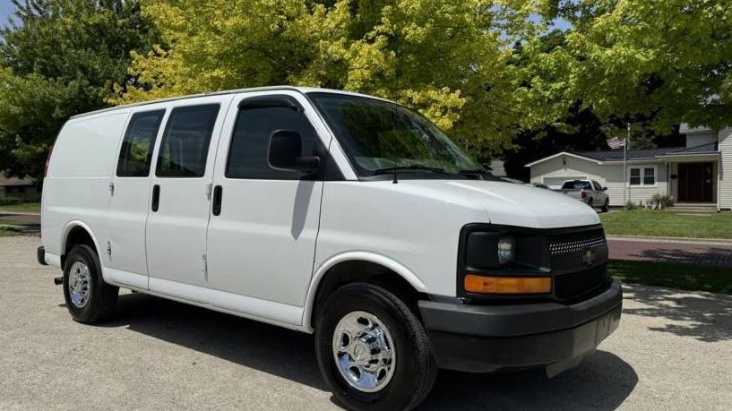 CHEVROLET EXPRESS 2017 1GCWGAFF2H1137017 image