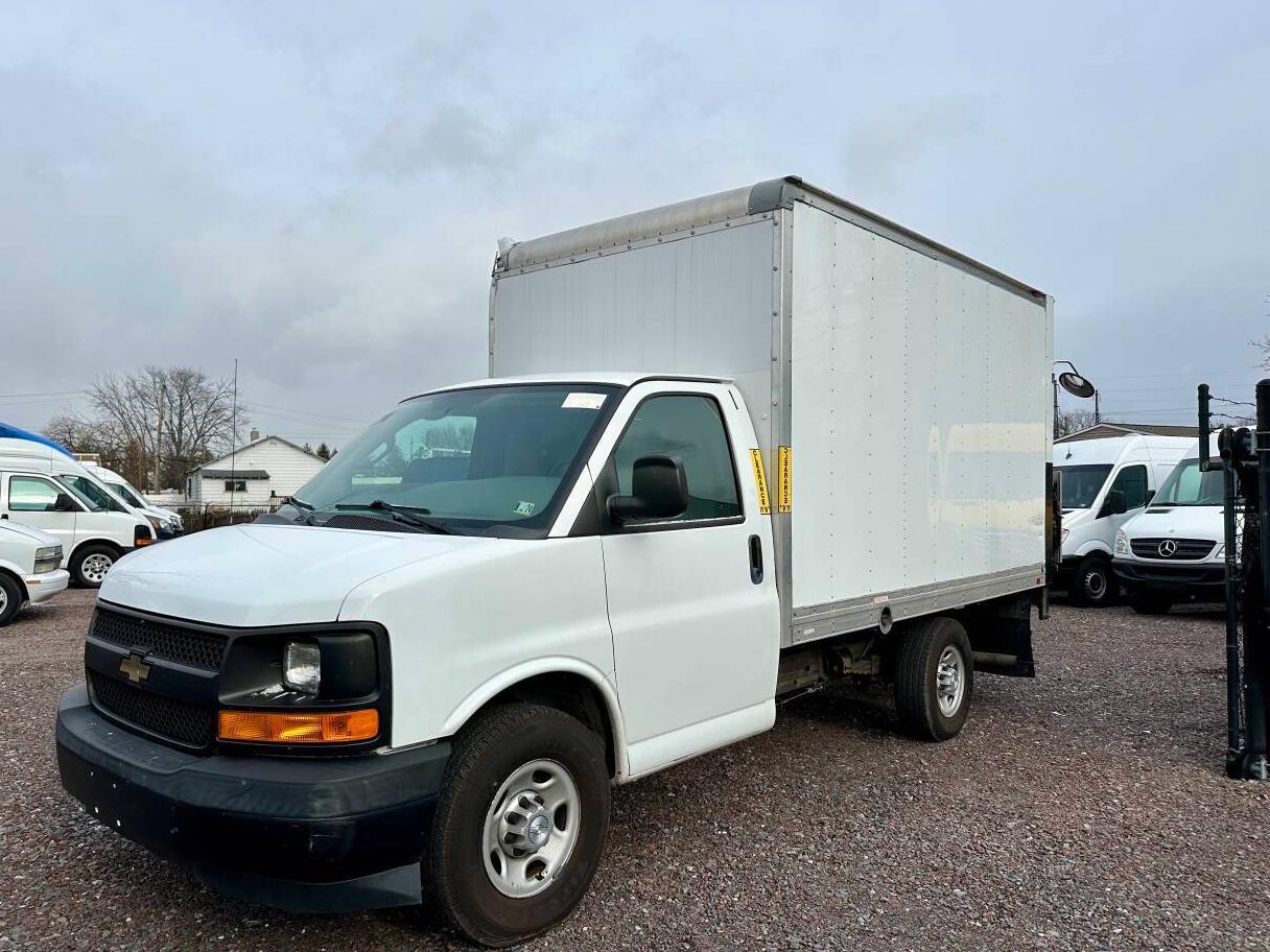 CHEVROLET EXPRESS 2017 1GB0GRFF0H1304595 image