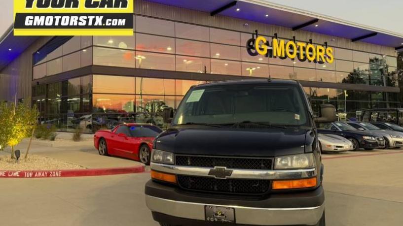 CHEVROLET EXPRESS 2017 1GCWGAFF3H1165599 image