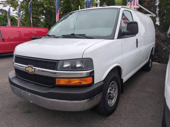 CHEVROLET EXPRESS 2017 1GCWGAFG0H1339203 image