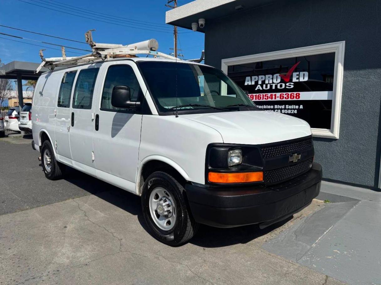 CHEVROLET EXPRESS 2012 1GCWGFCG0C1189183 image