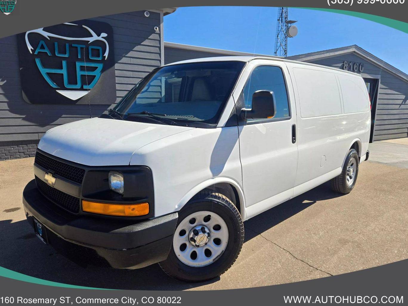 CHEVROLET EXPRESS 2012 1GCSHAF44C1158356 image