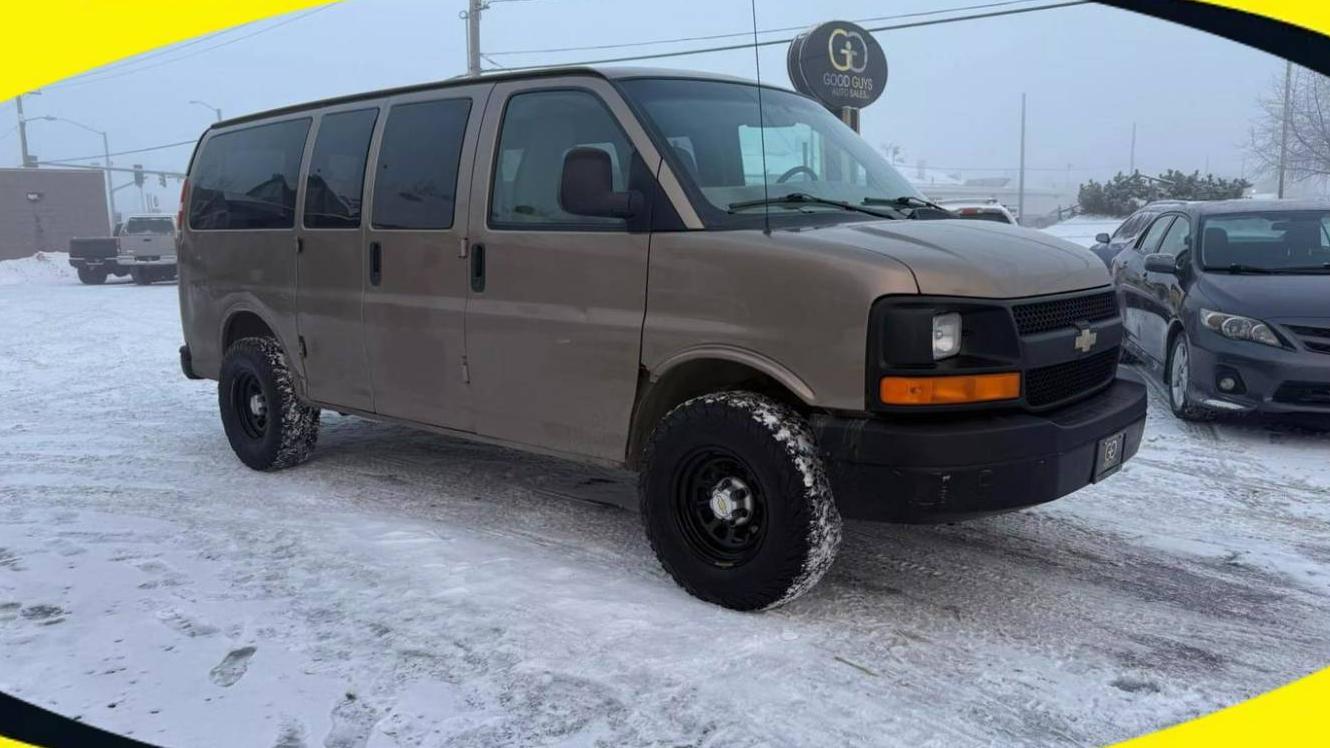 CHEVROLET EXPRESS 2004 1GNFH15T241113080 image