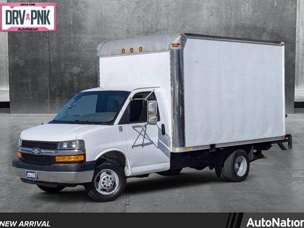 CHEVROLET EXPRESS 2004 1GBJG31U141217385 image