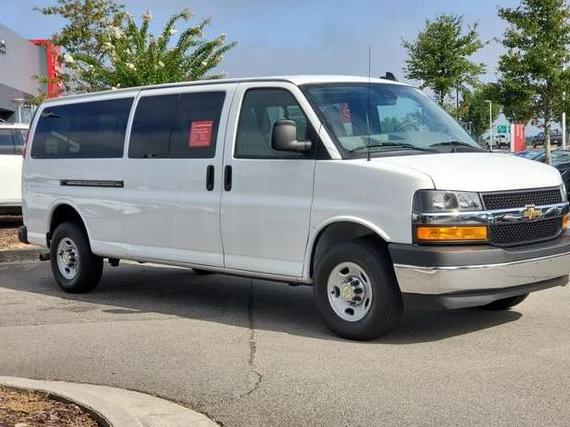 CHEVROLET EXPRESS 2024 1GAZGPFP9R1272854 image