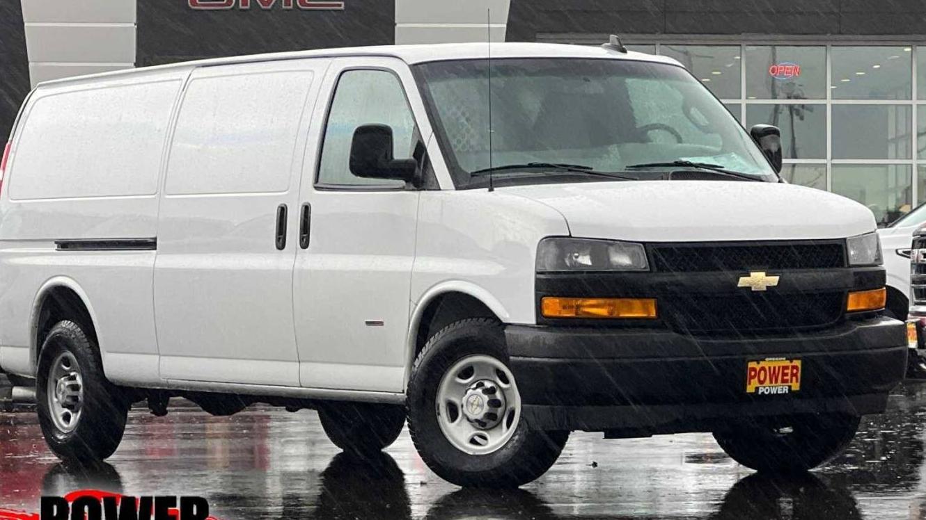 CHEVROLET EXPRESS 2020 1GCWGBF11L1233143 image