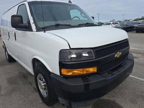 CHEVROLET EXPRESS 2020 1GCWGAFP0L1247372 image