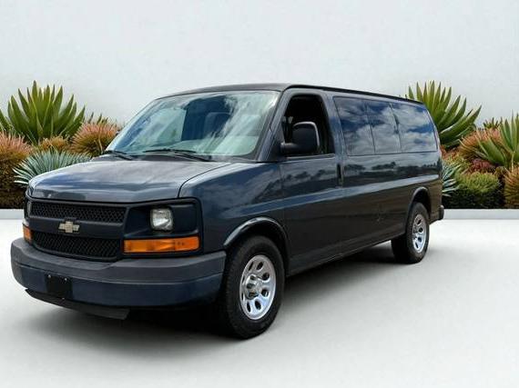 CHEVROLET EXPRESS 2014 1GNSGBF48E1179780 image