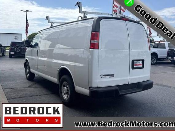 CHEVROLET EXPRESS 2015 1GCWGFCF7F1281502 image