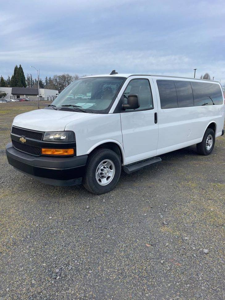 CHEVROLET EXPRESS 2022 1GAZGNF76N1233220 image