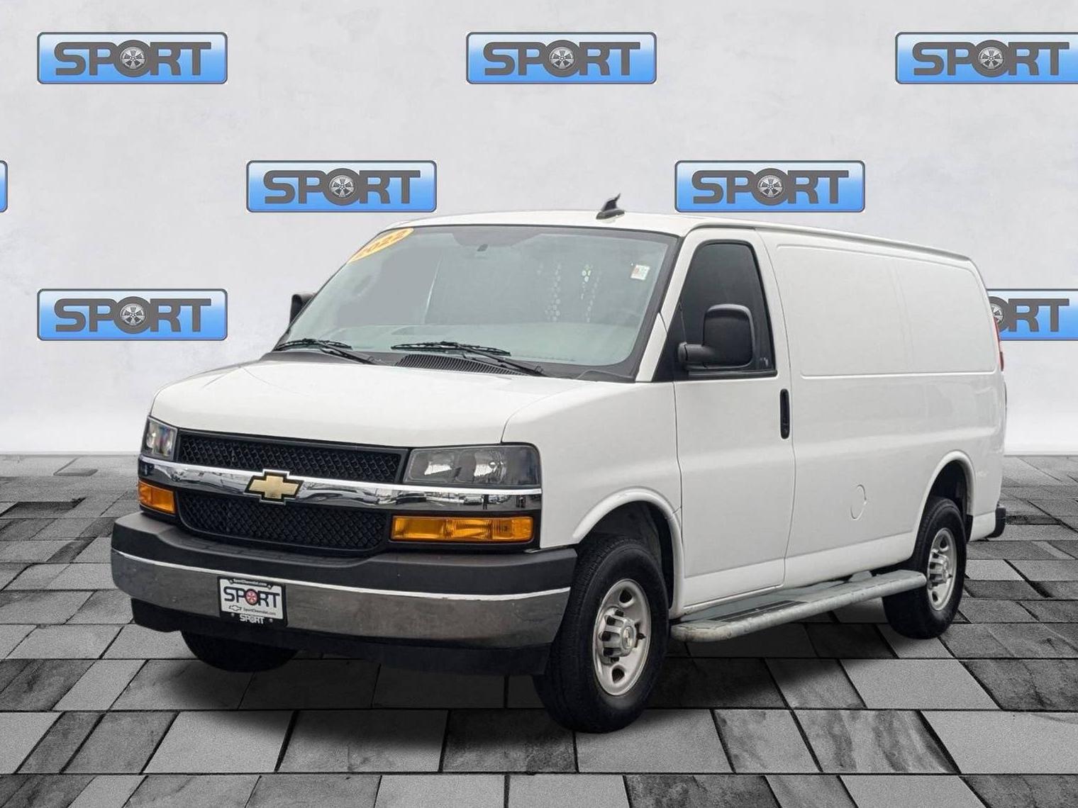 CHEVROLET EXPRESS 2022 1GCWGAFP8N1258249 image