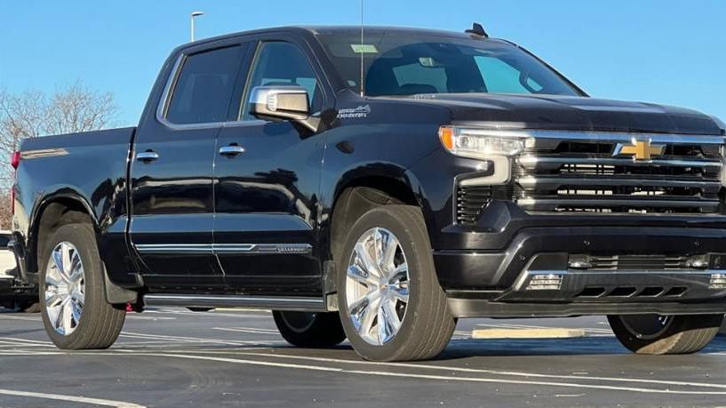 CHEVROLET SILVERADO-1500 2023 1GCUDJE8XPZ184640 image